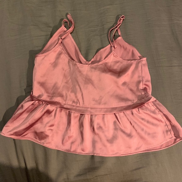 Satin crop top - Picture 2 of 3